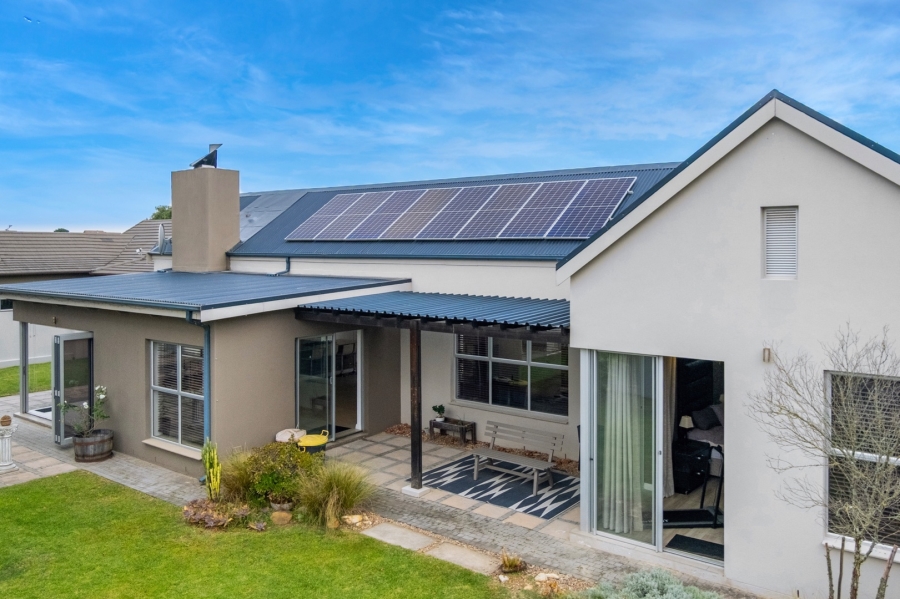 3 Bedroom Property for Sale in Earls Court Lifestyle Estate Western Cape